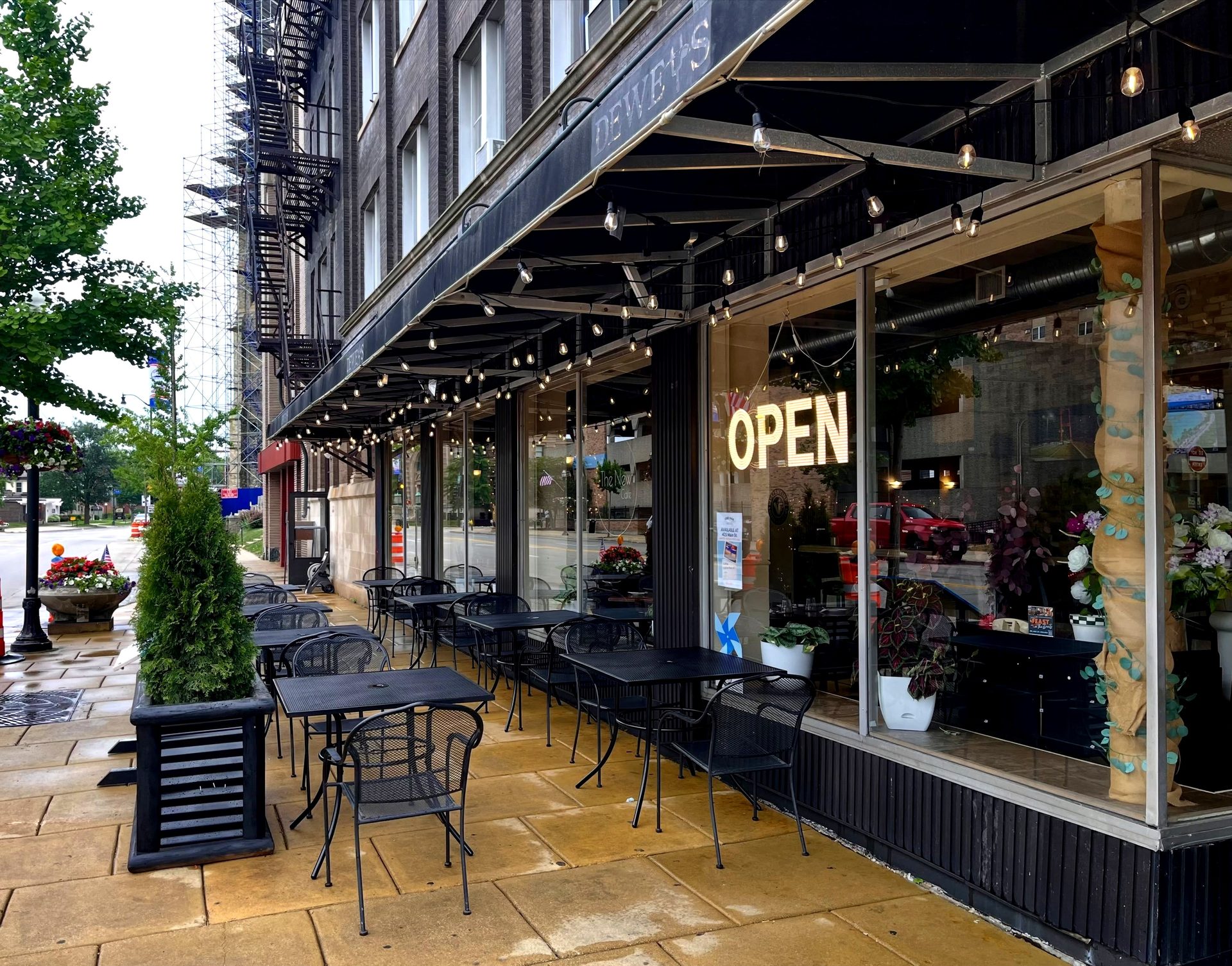 Where Racine comes to eat, sip, and stay awhile
